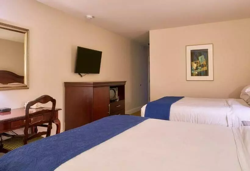 호텔 Inn At The Commons