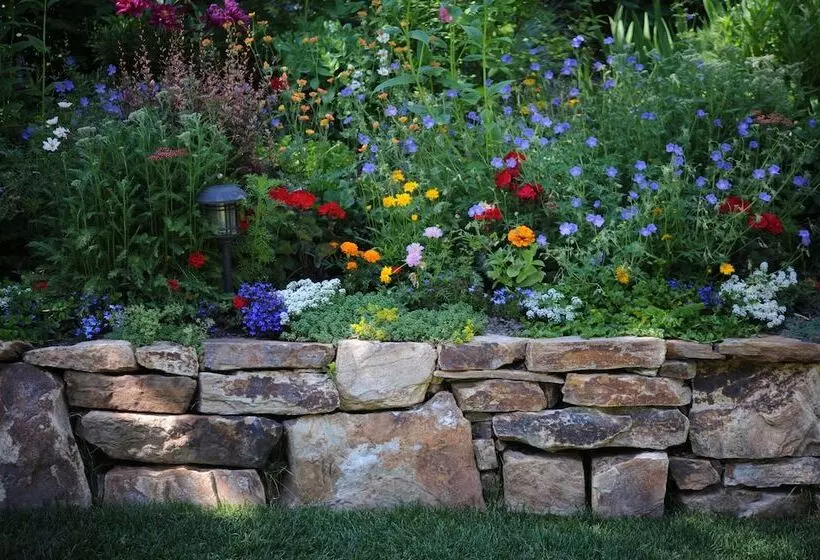 ホテル Knob Hill Inn