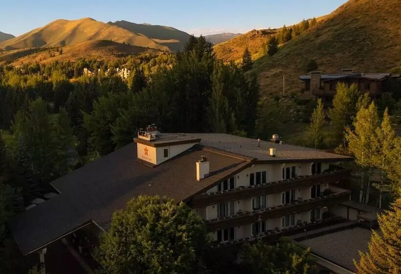 ホテル Knob Hill Inn