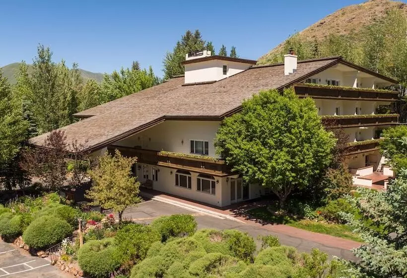 ホテル Knob Hill Inn