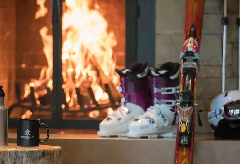 ホテル Knob Hill Inn