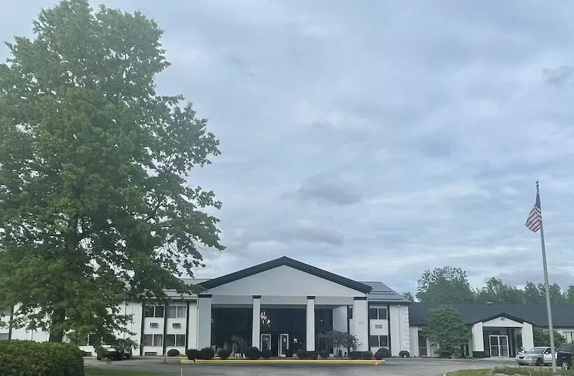 فندق Days Inn By Wyndham Erie