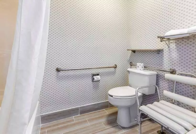 בית מלון כפרי Quality Inn Northlake