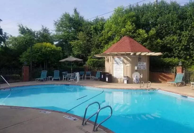 Szálloda Ramada By Wyndham Gainesville