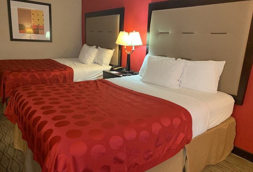 هتل Ramada By Wyndham Gainesville