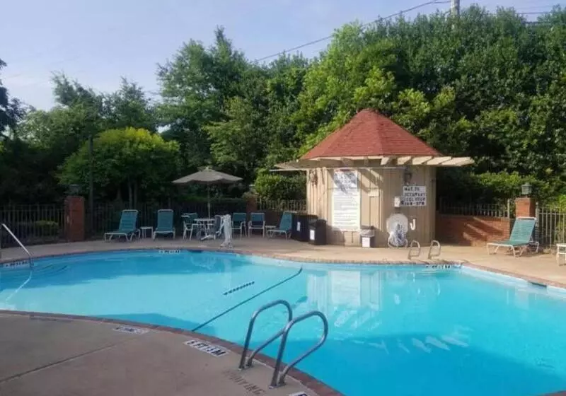 Szálloda Ramada By Wyndham Gainesville