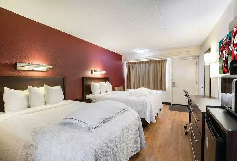 Otel Super 8 By Wyndham Deerfield   Northbrook