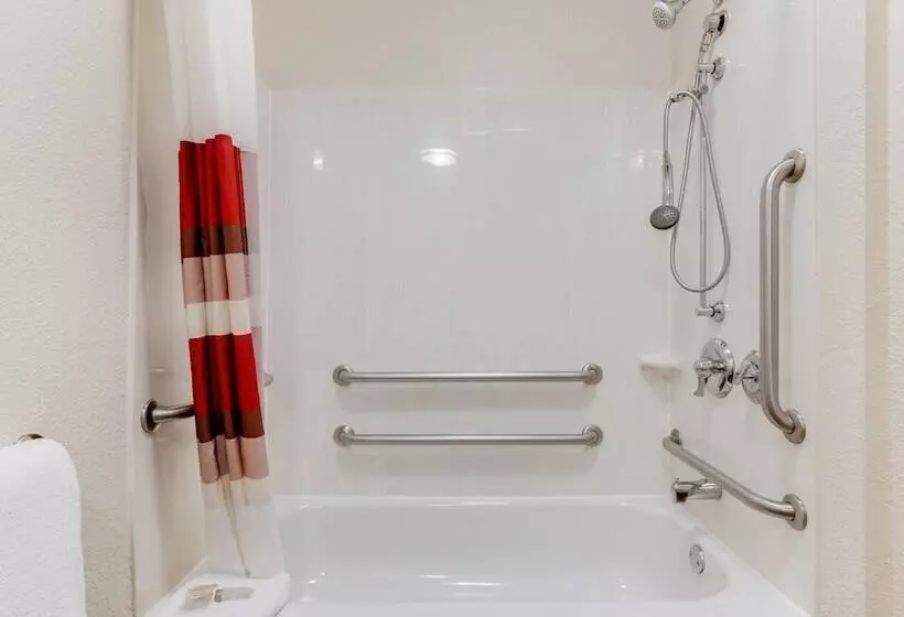 Otel Super 8 By Wyndham Deerfield   Northbrook