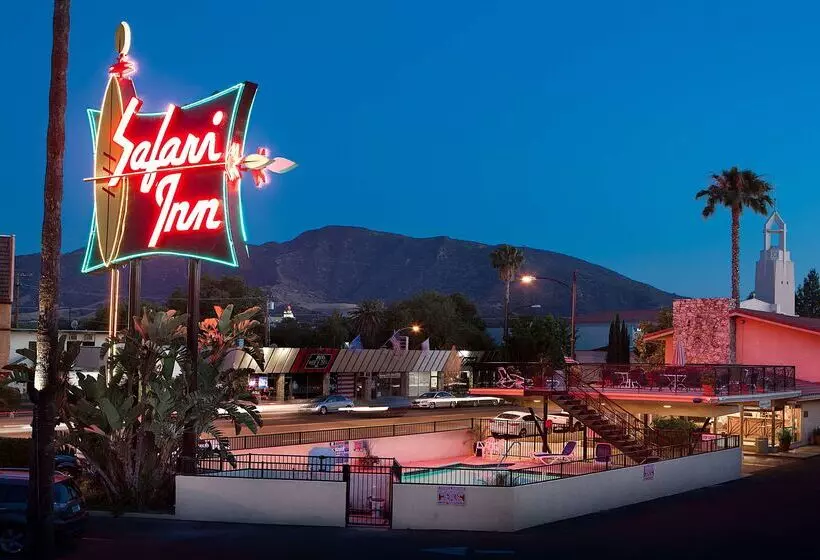 호텔 Safari Inn, A Coast