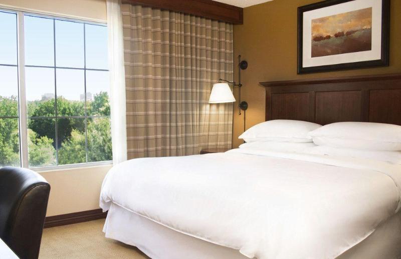 هتل Sheraton Atlanta Perimeter North