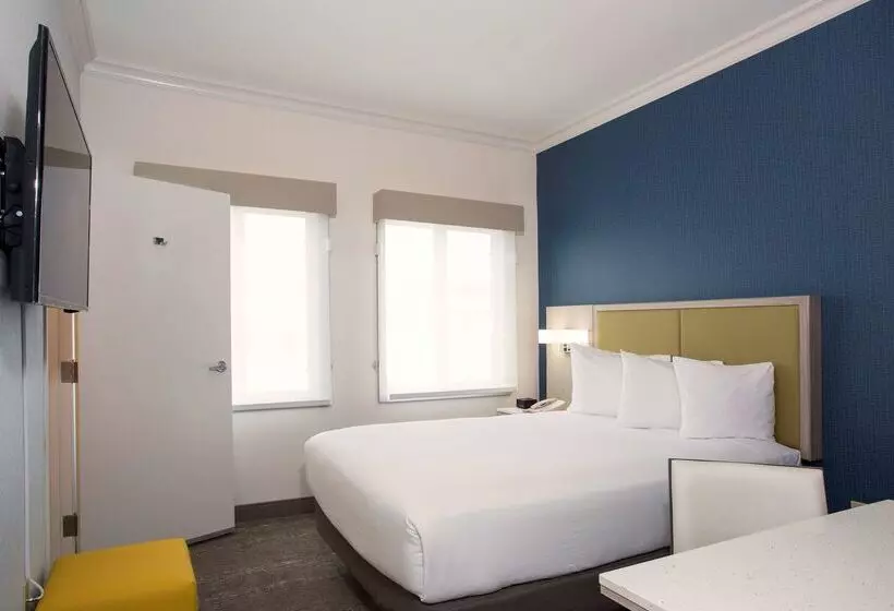 Surestay Hotel By Best Western Santa Monica