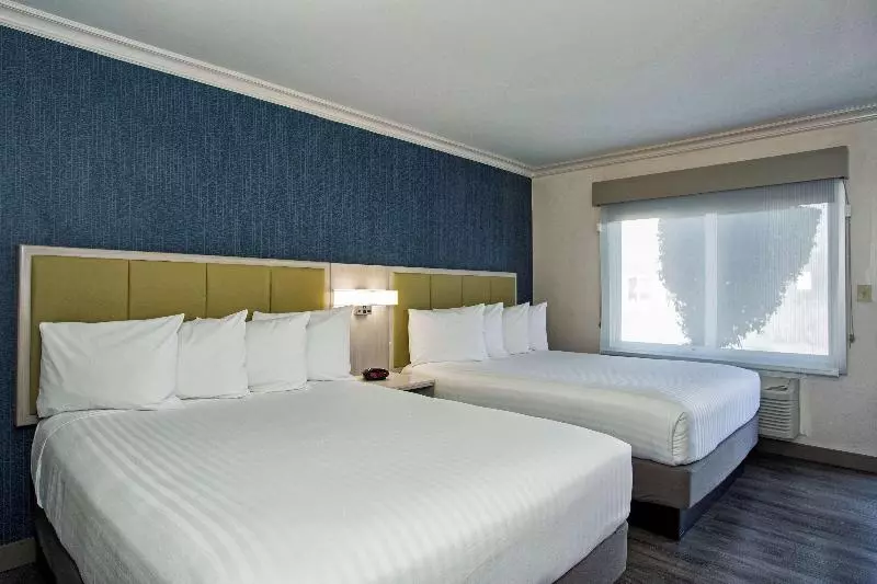 Surestay Hotel By Best Western Santa Monica