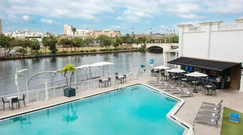 فندق Tampa Riverwalk