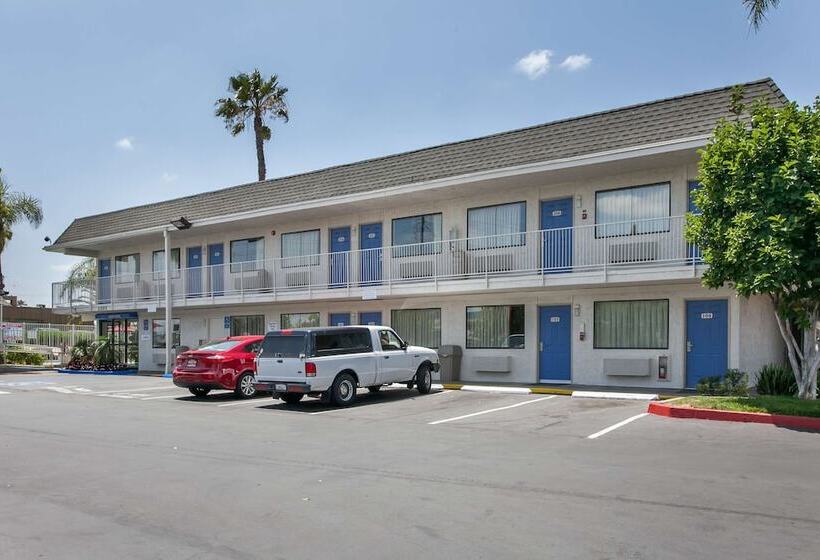 Motel 6rosemead, Ca Los Angeles