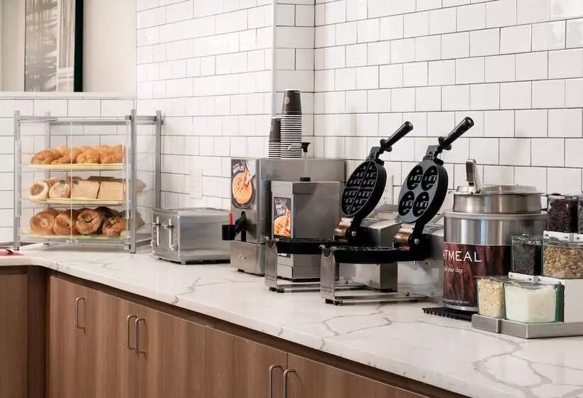 Residence Inn By Marriott Las Vegas Convention Center