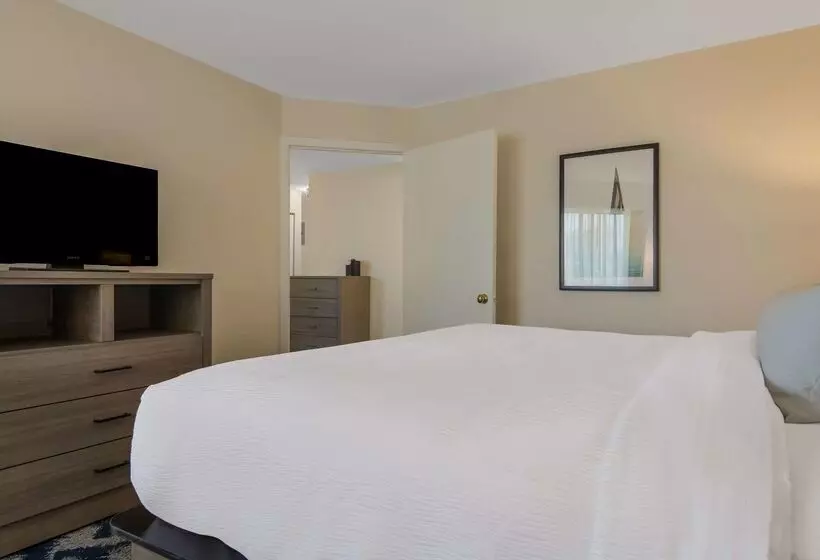 The Inn on Maritime Bay, Ascend Hotel Collection