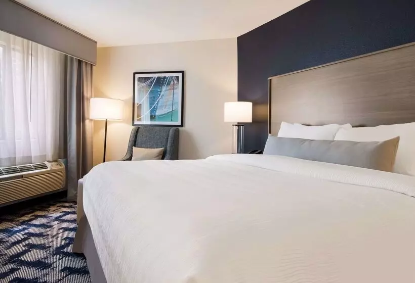 The Inn on Maritime Bay, Ascend Hotel Collection