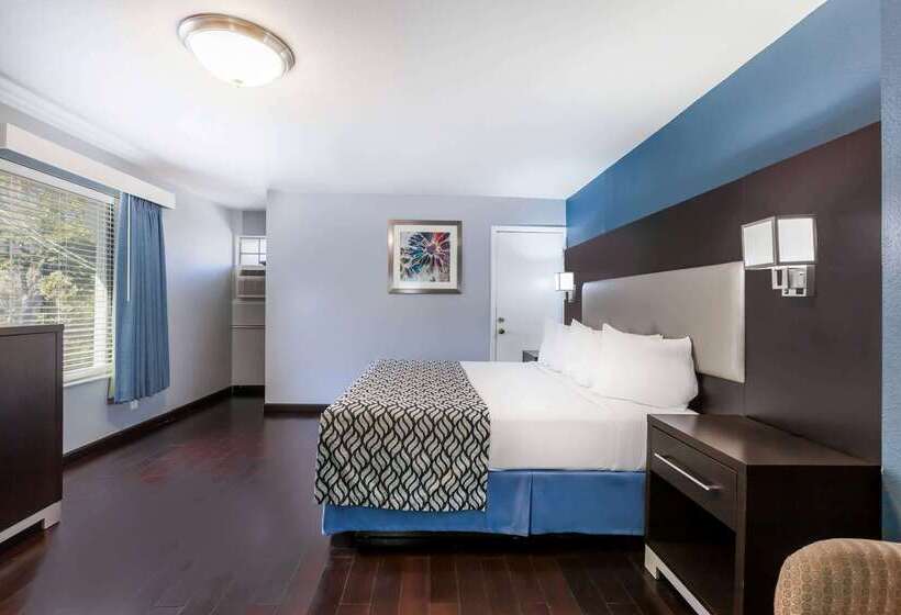 Hotelli Days Inn By Wyndham Austin/university/downtown