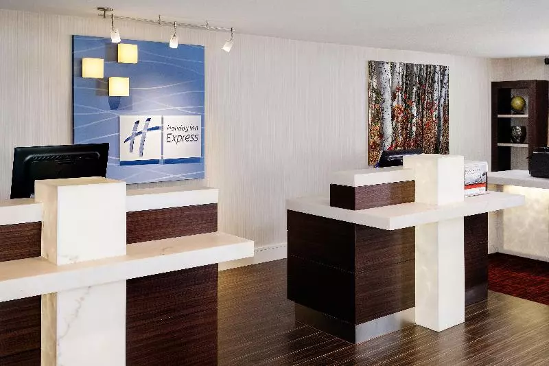 酒店 Holiday Inn Express Simi Valley, An Ihg