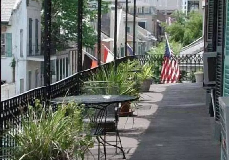 Otel Inn On St. Peter, A French Quarter Guest Houses Property