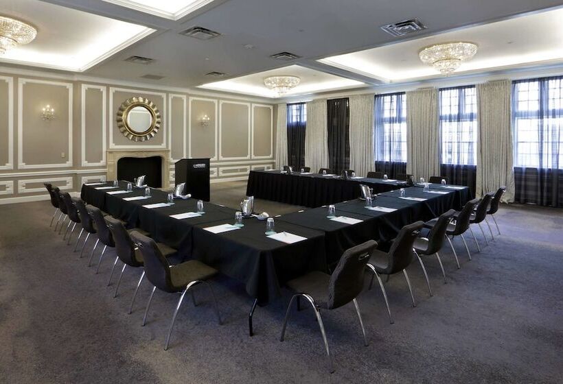 هتل Le Méridien Dallas, The Stoneleigh