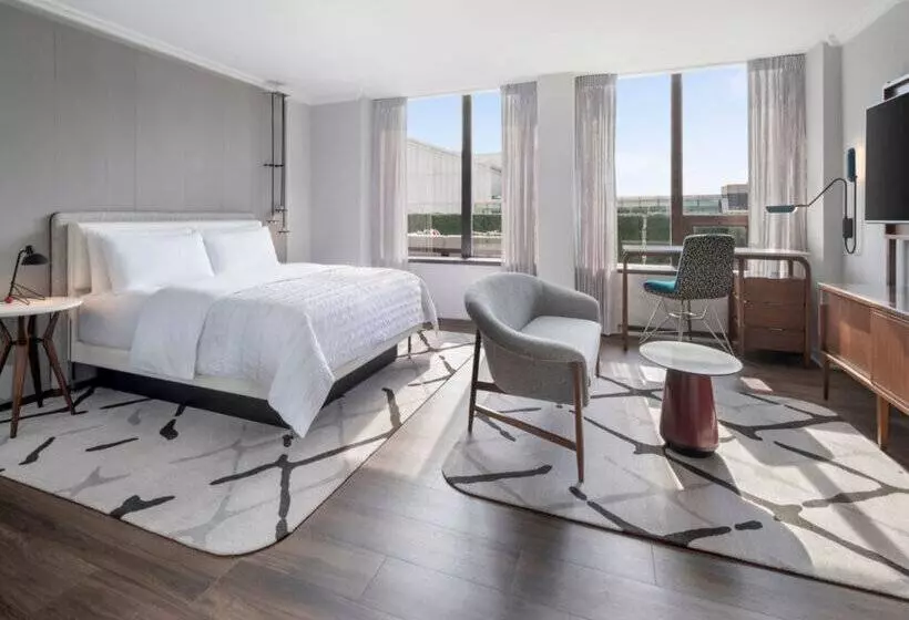 Отель Le Méridien Washington, D.C., The Madison