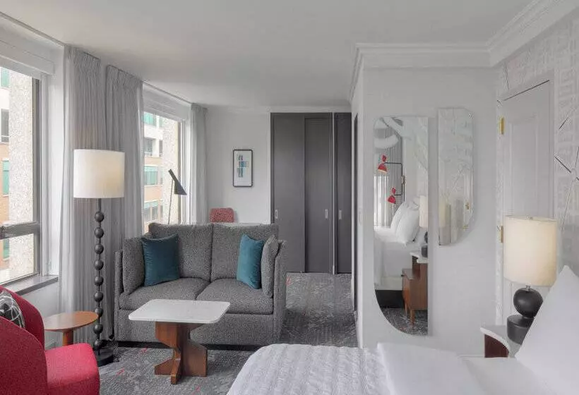 Отель Le Méridien Washington, D.C., The Madison