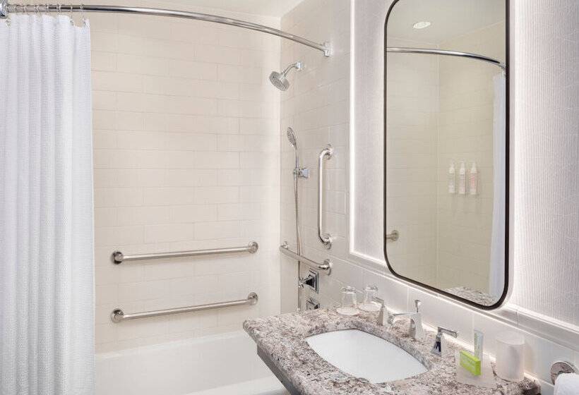 Otel Le Méridien Washington, D.C., The Madison