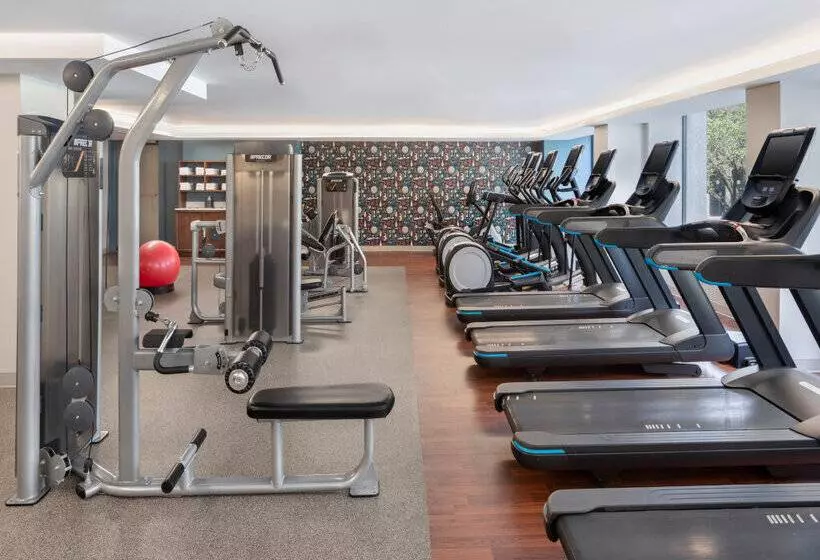 Отель Le Méridien Washington, D.C., The Madison