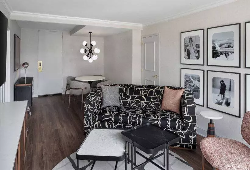 Отель Le Méridien Washington, D.C., The Madison