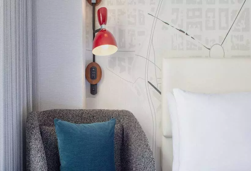 Отель Le Méridien Washington, D.C., The Madison