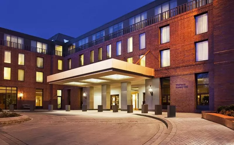 Отель Philadelphia Marriott Old City