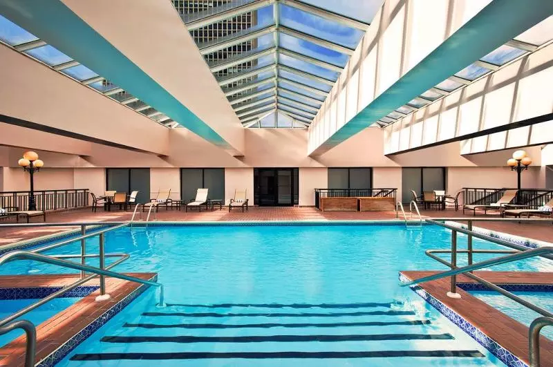 Отель Philadelphia Marriott Old City