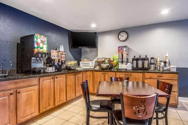 酒店 Quality Inn Atlanta Airport Central