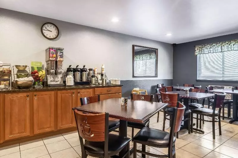 酒店 Quality Inn Atlanta Airport Central