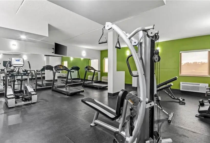 ホテル Quality Inn Lexington East Hamburg Area