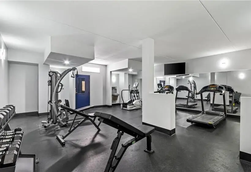 ホテル Quality Inn Lexington East Hamburg Area