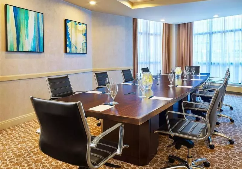 Otel Sheraton Baltimore North