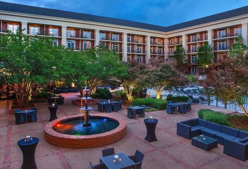 هتل Sheraton Music City Nashville Airport
