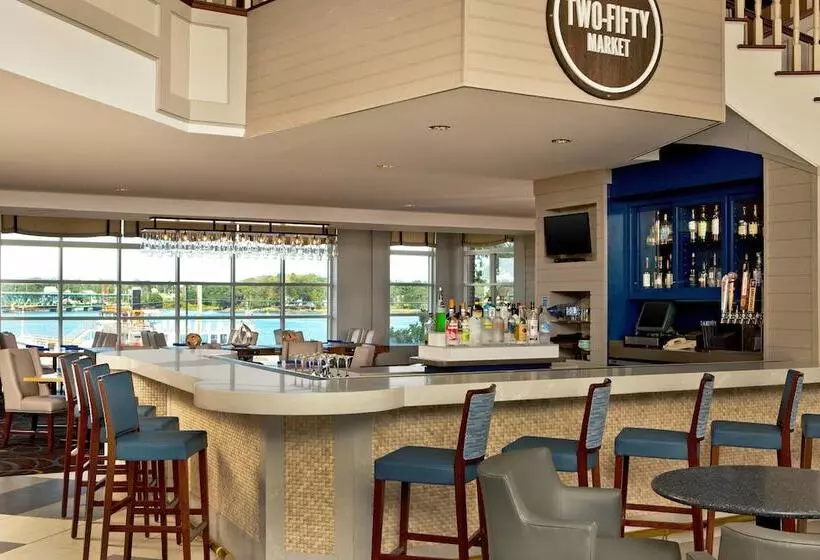 호텔 Sheraton Portsmouth Harborside