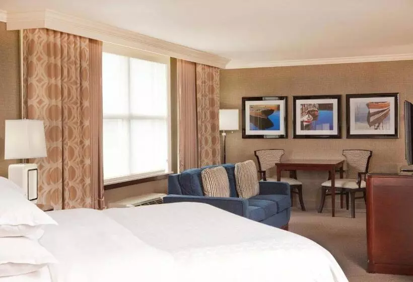 호텔 Sheraton Portsmouth Harborside