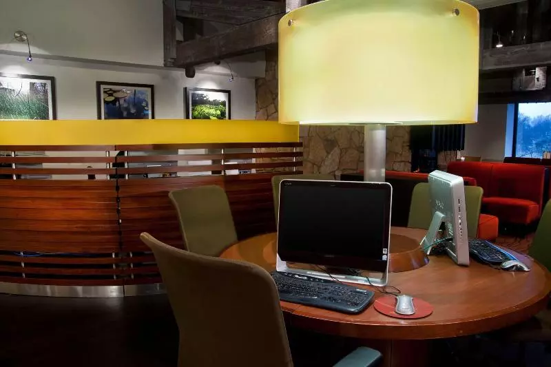 فندق Sheraton Westport Lakeside Chalet