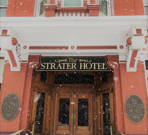 هتل Historic Strater