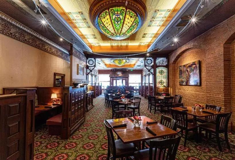 فندق Historic Strater