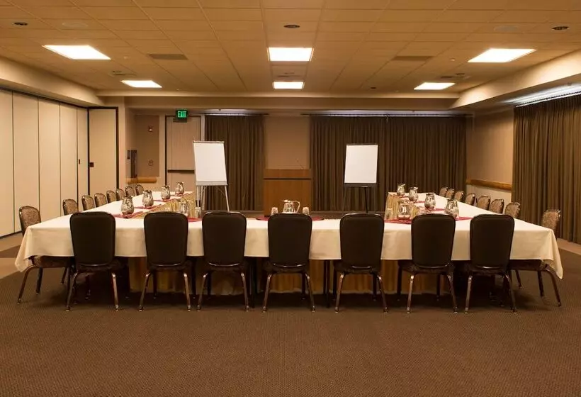 Otel Sun Mountain Lodge