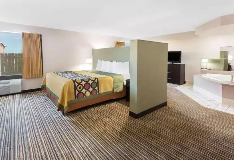 فندق Super 8 By Wyndham Madison South