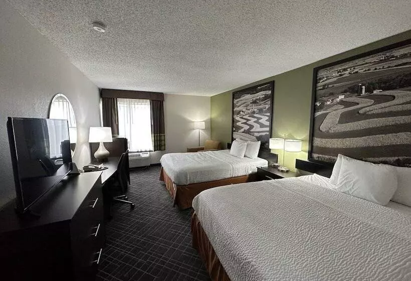 فندق Super 8 By Wyndham Madison South