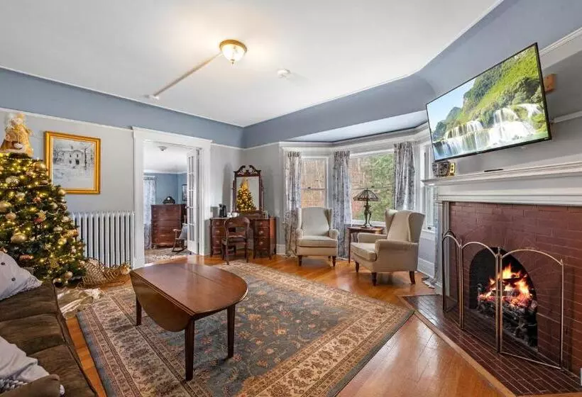 酒店 The Hartness House