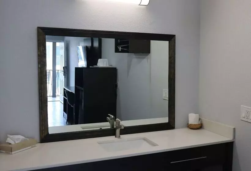 Motel 6san Diego, Ca Southbay