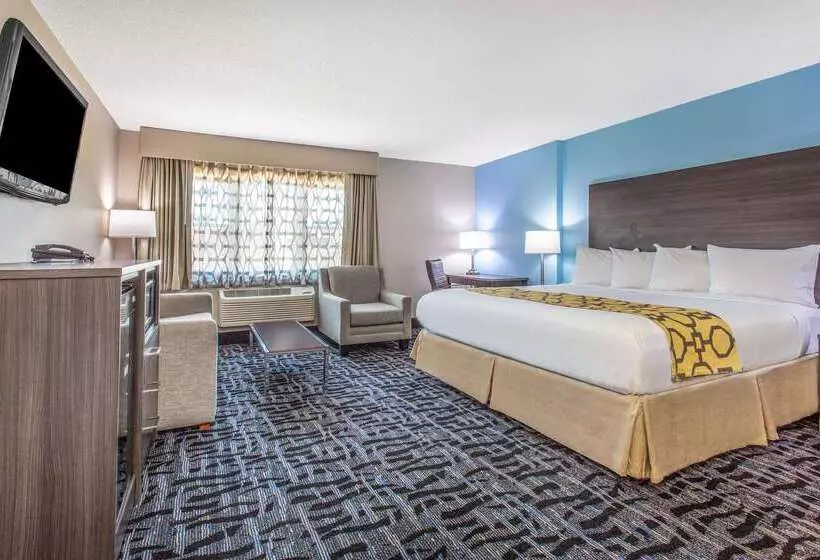 فندق على الطريق Baymont By Wyndham Joliet